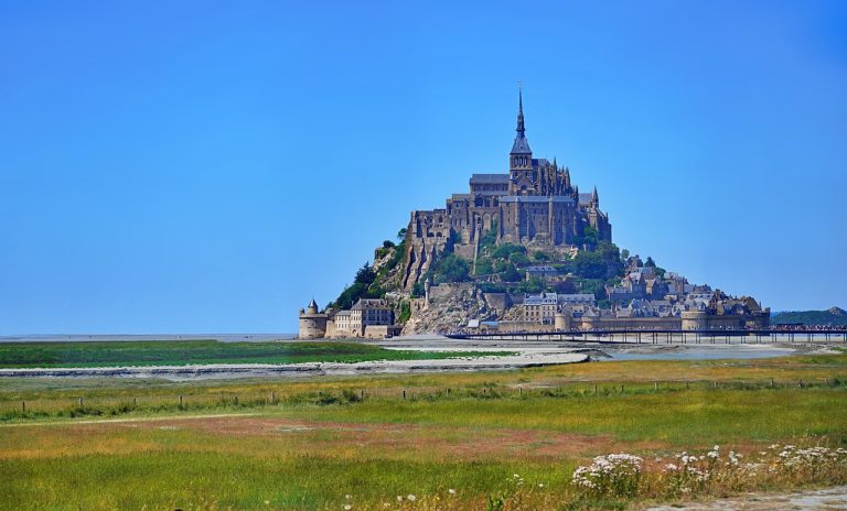 Où partir pour un voyage spirituel en France ?